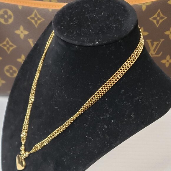 Elegant and Luxurious Heart Love Golden Stainless Steel Necklaces Faded- Free - Picture 8 of 13